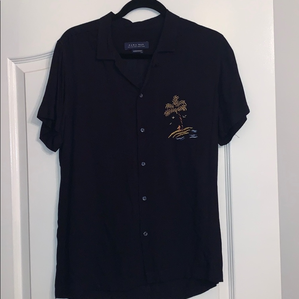 zara man medium embroidered button down